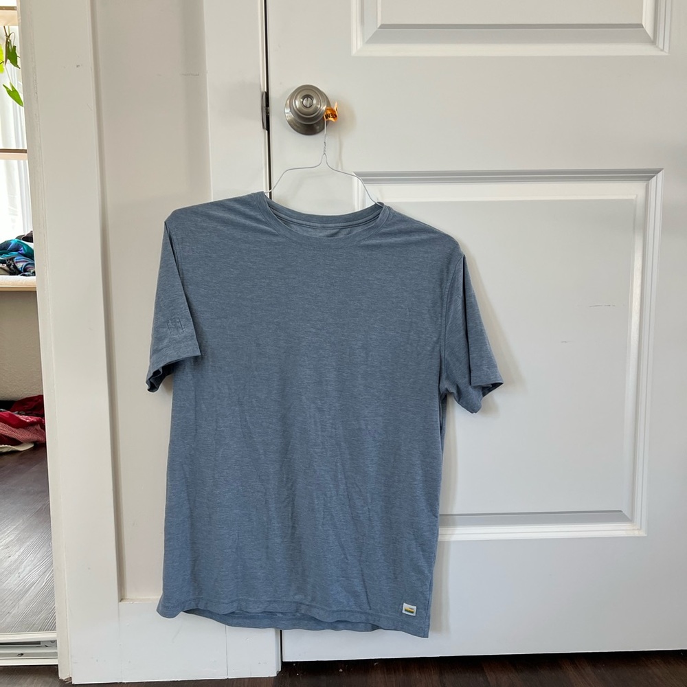 Vuori Blue strato Short Sleeve Tee Classic Crew Neck